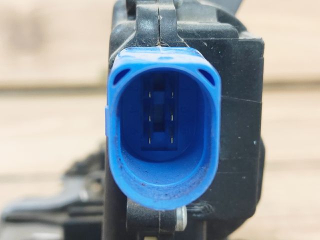 bontott SKODA FABIA I Jobb hátsó Ajtózár