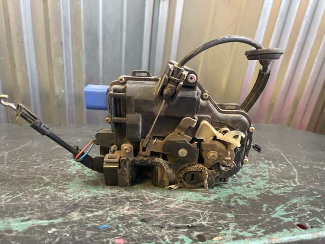 bontott SKODA FABIA I Jobb hátsó Ajtózár