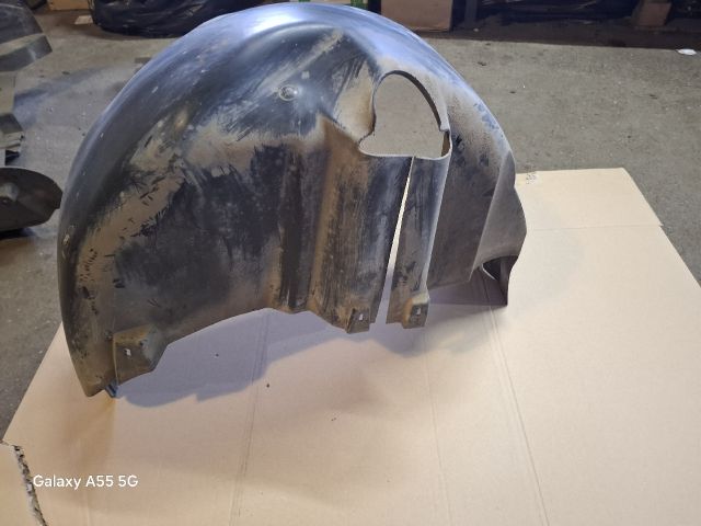 bontott SKODA FABIA I Jobb hátsó Dobbetét (Kerékjárati, Műanyag)