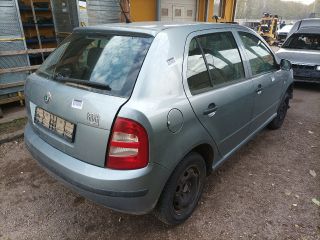 bontott SKODA FABIA I Jobb hátsó Fejtámla