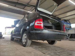 bontott SKODA FABIA I Jobb hátsó Fixüveg (Ajtóban)