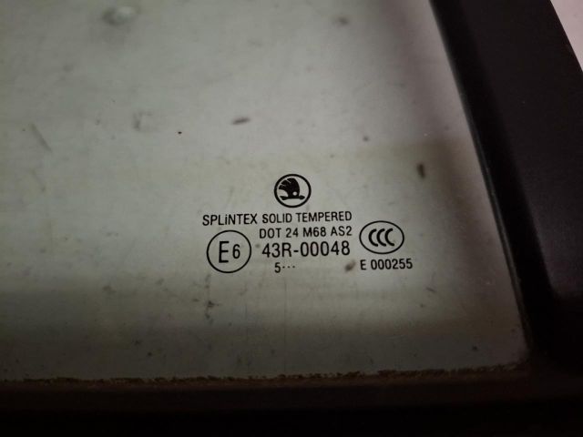 bontott SKODA FABIA I Jobb hátsó Fixüveg (Ajtóban)