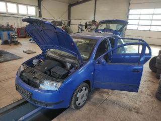 bontott SKODA FABIA I Jobb hátsó Fixüveg (Ajtóban)