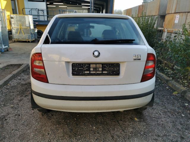 bontott SKODA FABIA I Jobb hátsó Kapaszkodó (Felső)