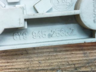 bontott SKODA FABIA I Jobb Hátsó Lámpa Foglalat