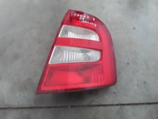 bontott SKODA FABIA I Jobb Hátsó Lámpa