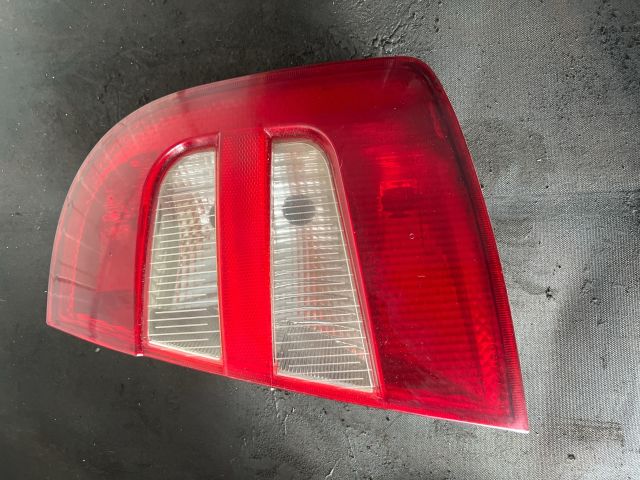 bontott SKODA FABIA I Jobb Hátsó Lámpa