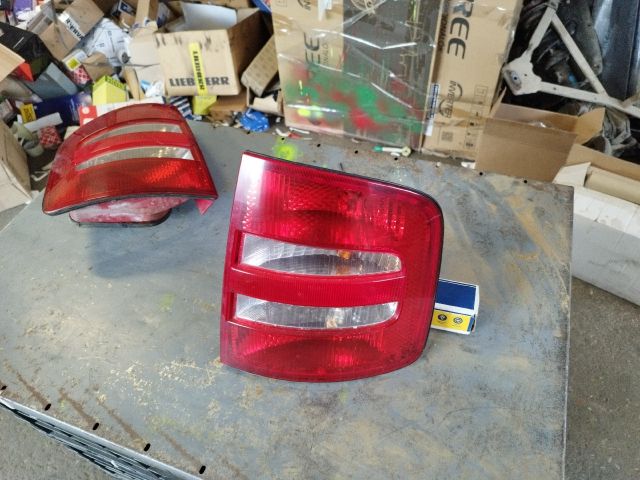 bontott SKODA FABIA I Jobb Hátsó Lámpa