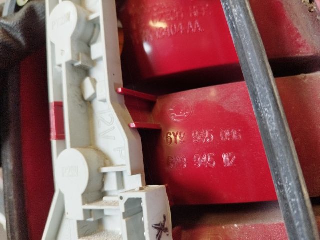 bontott SKODA FABIA I Jobb Hátsó Lámpa