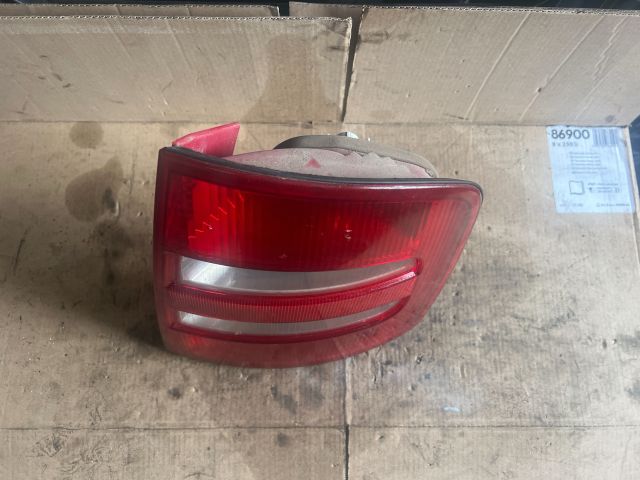 bontott SKODA FABIA I Jobb Hátsó Lámpa