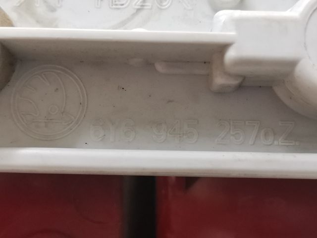 bontott SKODA FABIA I Jobb Hátsó Lámpa