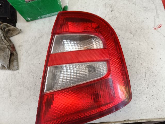 bontott SKODA FABIA I Jobb Hátsó Lámpa