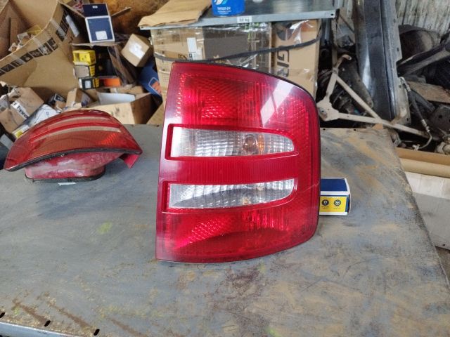 bontott SKODA FABIA I Jobb Hátsó Lámpa