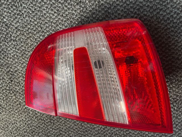 bontott SKODA FABIA I Jobb Hátsó Lámpa