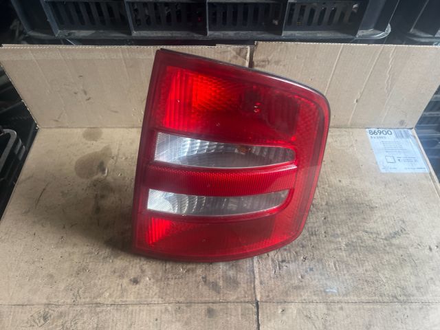 bontott SKODA FABIA I Jobb Hátsó Lámpa