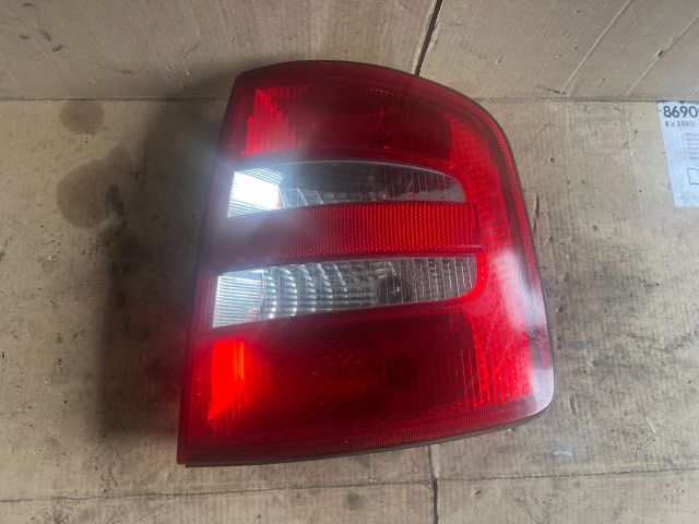 bontott SKODA FABIA I Jobb Hátsó Lámpa