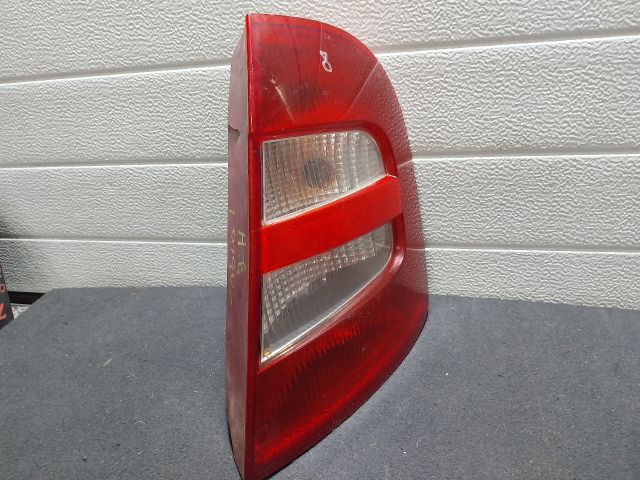 bontott SKODA FABIA I Jobb Hátsó Lámpa