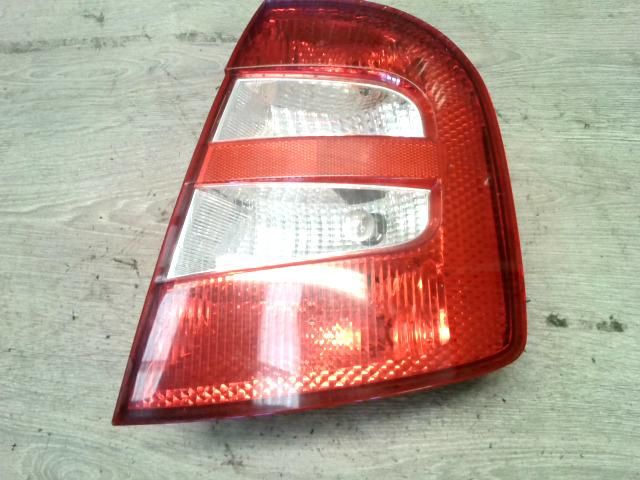 bontott SKODA FABIA I Jobb Hátsó Lámpa