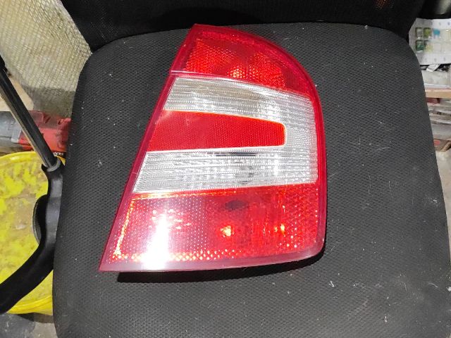 bontott SKODA FABIA I Jobb Hátsó Lámpa