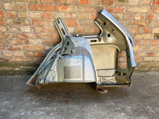 bontott SKODA FABIA I Jobb hátsó Sárvédő