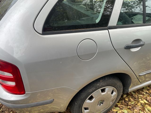 bontott SKODA FABIA I Jobb hátsó Sárvédő