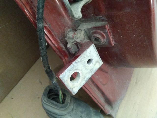 bontott SKODA FABIA I Jobb hátsó Zsanér