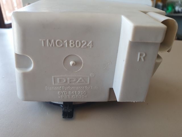 bontott SKODA FABIA I Jobb Ködfényszóró