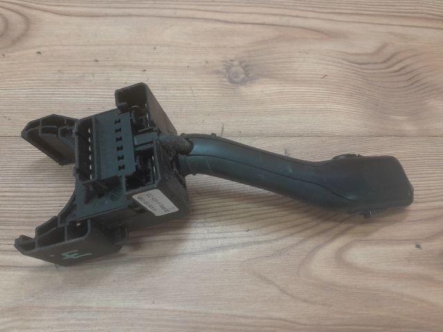 bontott SKODA FABIA I Jobb Kormánykapcsoló Ablaktörlő