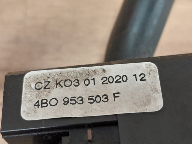 bontott SKODA FABIA I Jobb Kormánykapcsoló Ablaktörlő