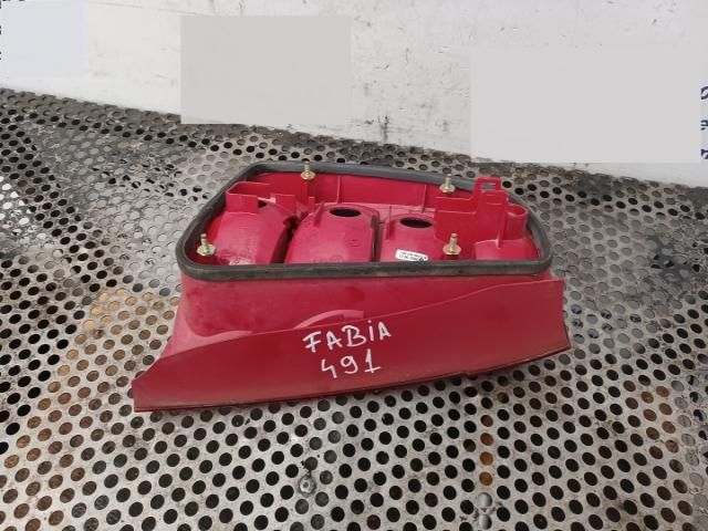 bontott SKODA FABIA I Jobb Külső Hátsó Lámpa