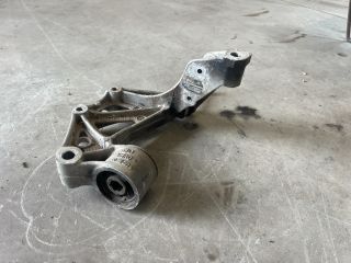 bontott SKODA FABIA I Jobb Lengőkar Tartó