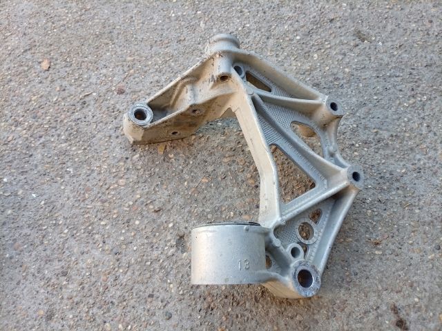 bontott SKODA FABIA I Jobb Lengőkar Tartó