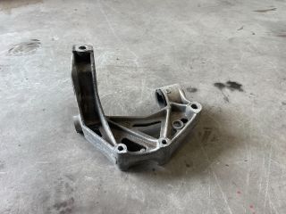 bontott SKODA FABIA I Jobb Lengőkar Tartó