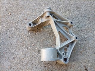 bontott SKODA FABIA I Jobb Lengőkar Tartó