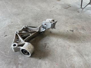 bontott SKODA FABIA I Jobb Lengőkar Tartó