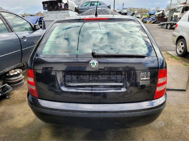 bontott SKODA FABIA I Kerék Csavar Szett