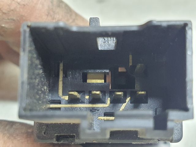 bontott SKODA FABIA I Kipörgésgátló Kapcsoló