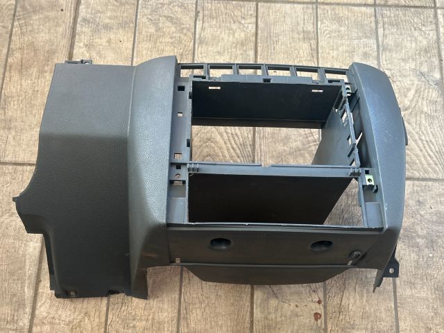 bontott SKODA FABIA I Középkonzol Keret