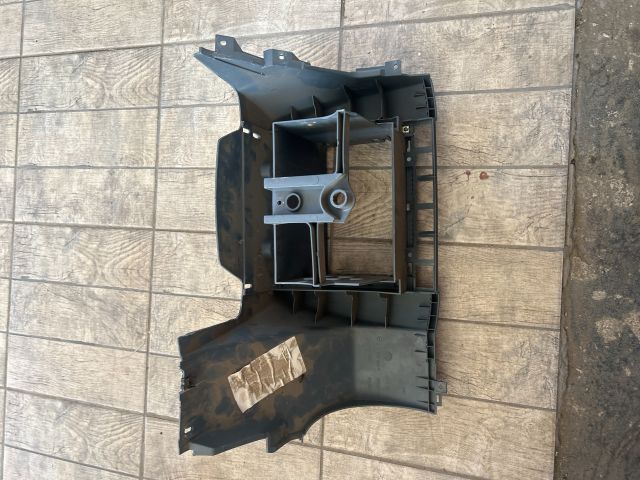 bontott SKODA FABIA I Középkonzol Keret