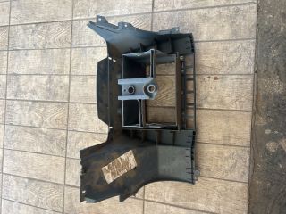 bontott SKODA FABIA I Középkonzol Keret