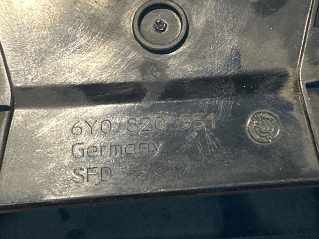 bontott SKODA FABIA I Középső Szellőző