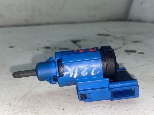 bontott SKODA FABIA I Kuplung Pedál Kapcsoló