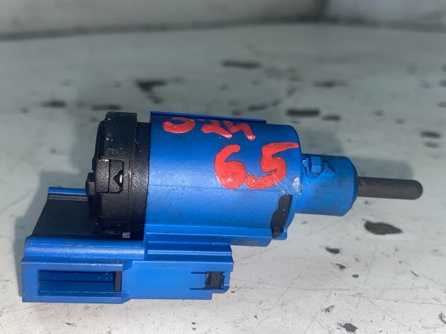 bontott SKODA FABIA I Kuplung Pedál Kapcsoló