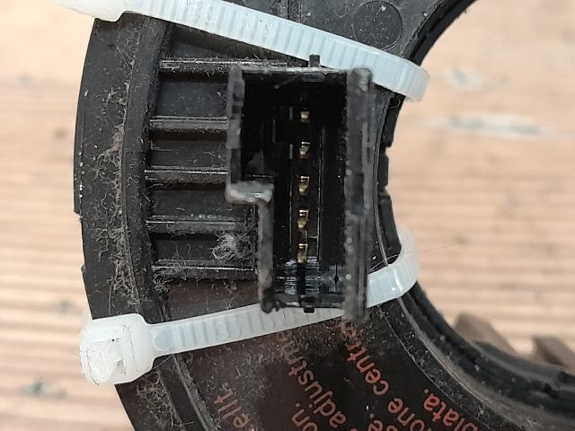 bontott SKODA FABIA I Légzsák Átvezető Szalagkábel