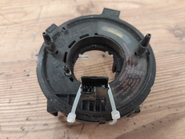 bontott SKODA FABIA I Légzsák Átvezető Szalagkábel