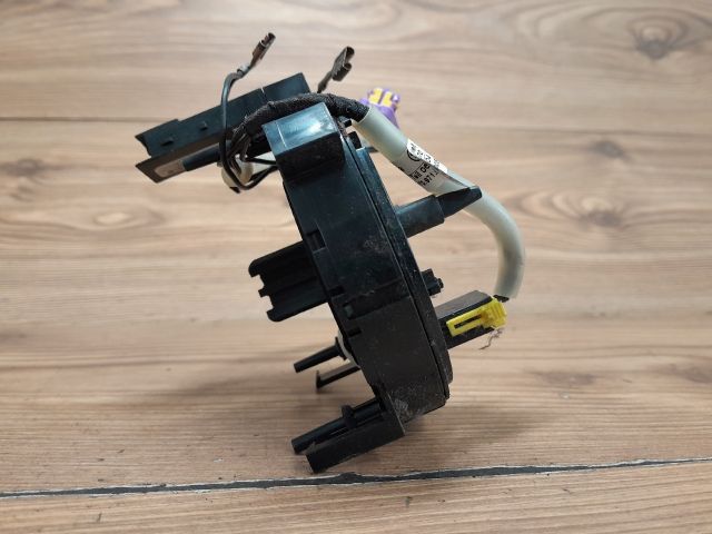 bontott SKODA FABIA I Légzsák Átvezető Szalagkábel