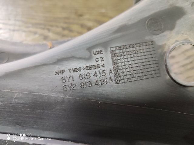 bontott SKODA FABIA I Levélrács