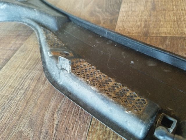 bontott SKODA FABIA I Levélrács