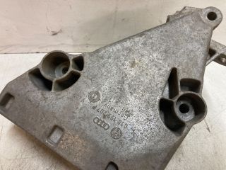 bontott SKODA FABIA I Motor Tartó Bak (Fém)