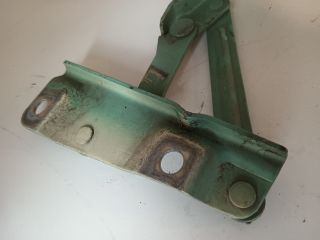 bontott SKODA FABIA I Motorháztető Jobb Zsanér